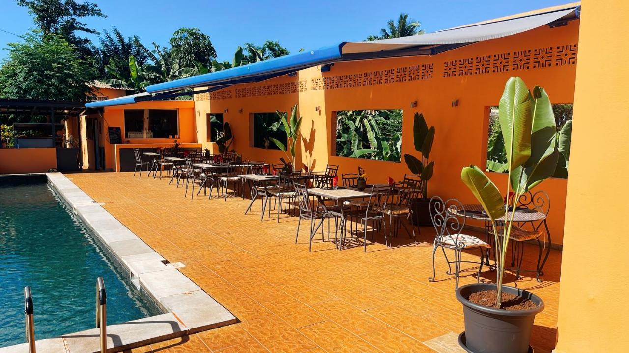 Le Passamainty Lodge Mamoudzou Екстер'єр фото